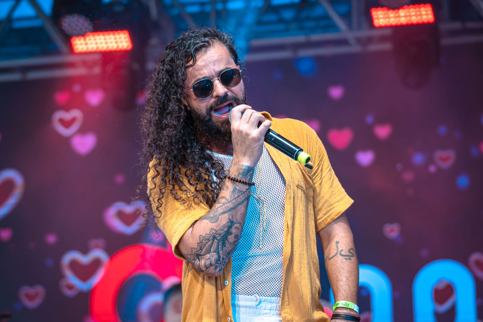 BLOCO DA ORQUESTRA AMMOR: Cesinha Fernandes Assume o Posto de Porta-Bandeira e Promete Agitar o Carnaval na Enseada do Sua