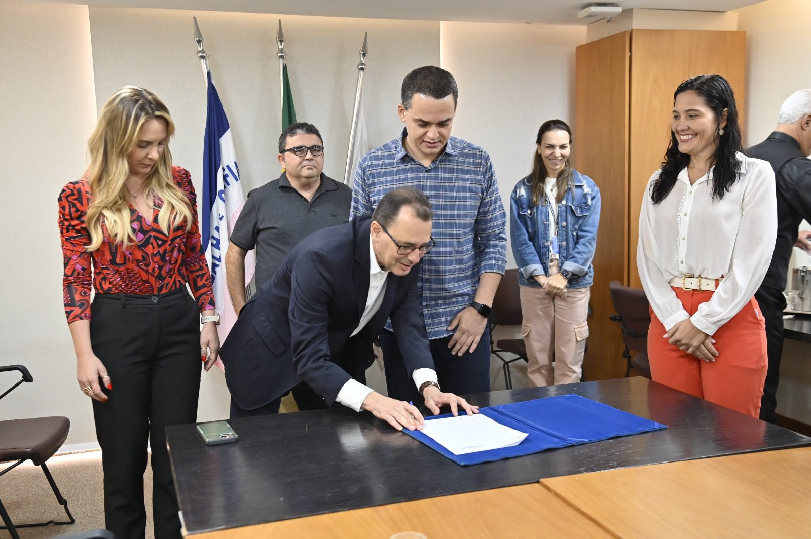 Pazolini nomeia professores aprovados em concurso