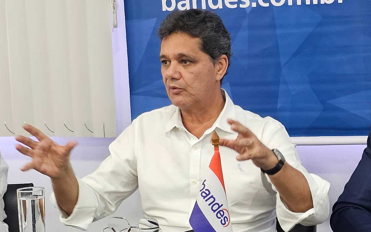 Ferraço defende endurecimento da lei e quer enquadrar facções como terrorismo no Brasil