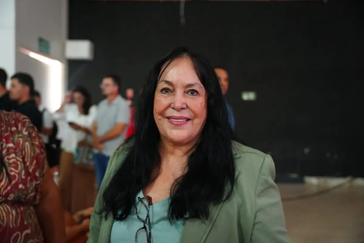 Rose de Freitas consolida apoios e avança na construção de candidatura ao Senado
