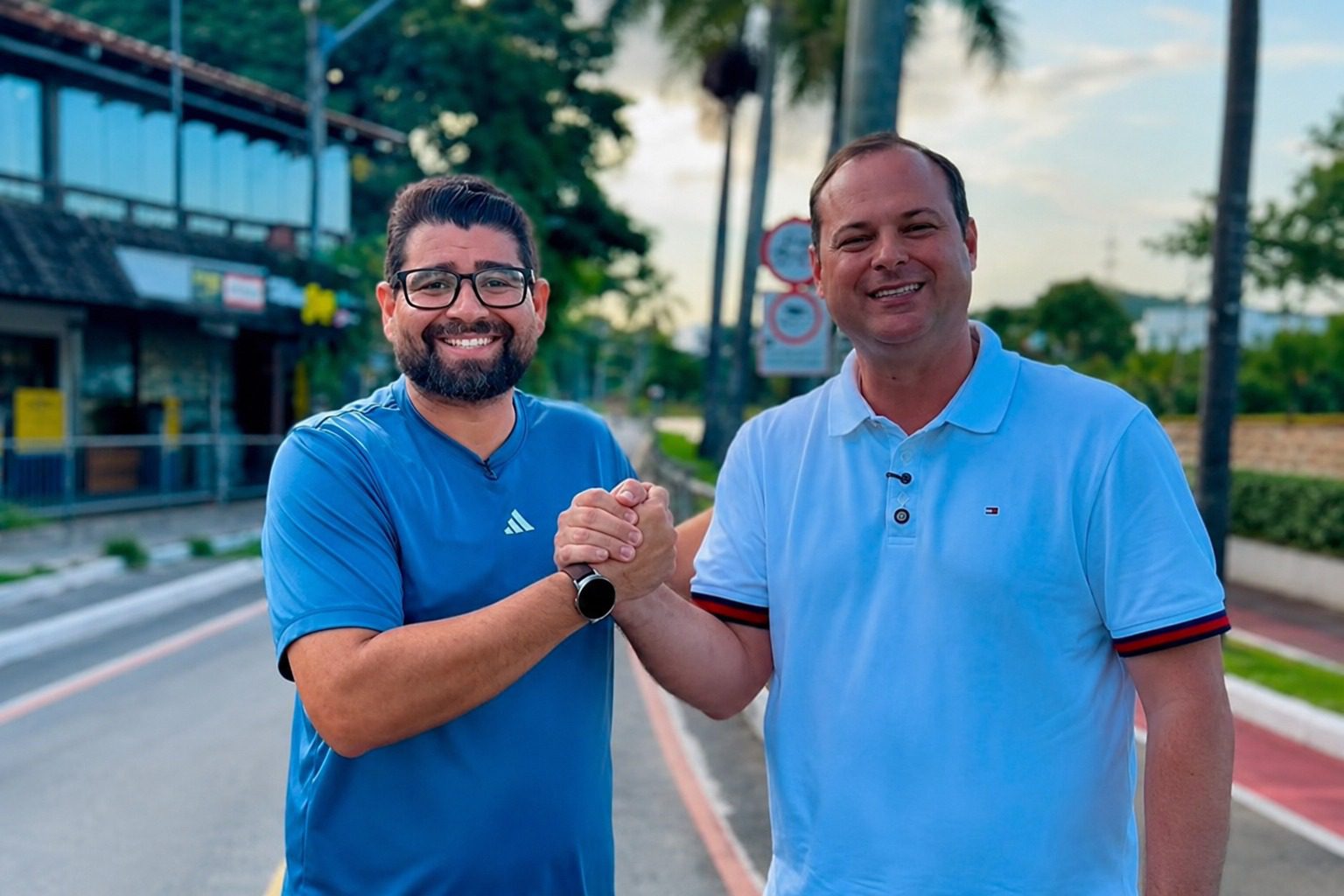 Projeto de Dr. Victor Linhalis sobre bikes elétricas ganha apoio do presidente da Câmara de Linhares