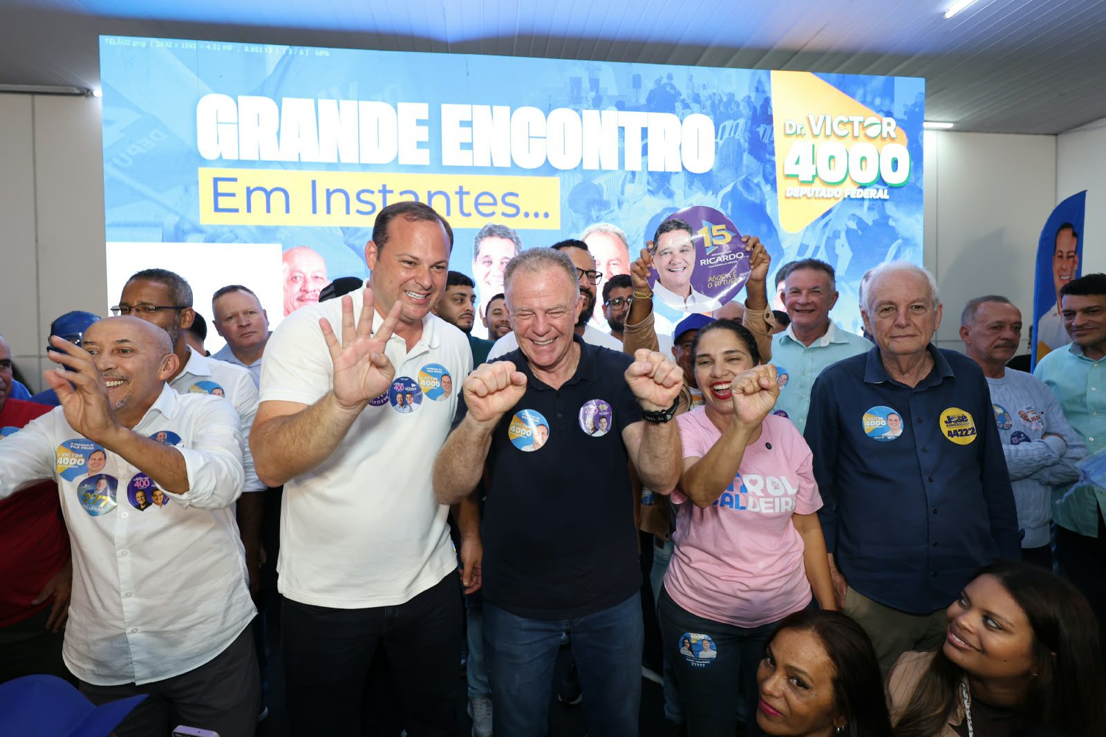 Dr. Victor reúne quase 2 mil pessoas em evento marcado pela força popular