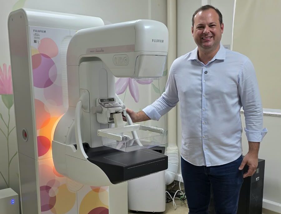 Outubro Rosa reforça uma das principais bandeiras de Dr. Victor: enfrentar o câncer