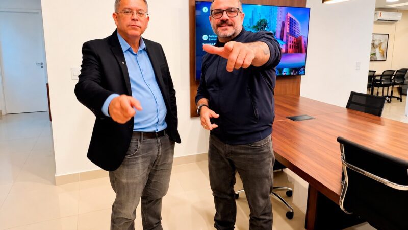 DUAS DÉCADAS DE JORNALISMO! Política Capixaba marca seus 20 anos com transmissão inédita da apuração de 2026