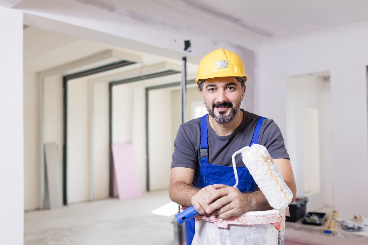 Inscrições abertas para cursos de Pintor e Eletricista Instalador Predial