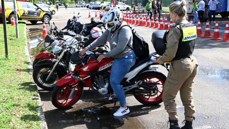 Guarda Municipal realiza ação de prevenção de acidentes de trânsito