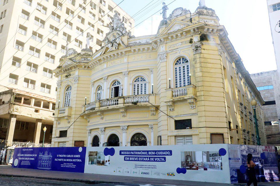 Governo Estadual dá início às obras de reabilitação do Theatro Carlos Gomes