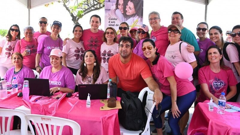 Outubro Rosa: Praia de Camburi em Vitória Recebe Caminhada em Apoio à Causa