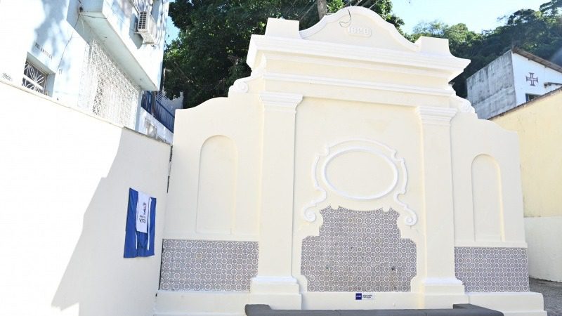 Dia da Água: Chafariz da Capixaba, um marco histórico, é recuperado e reativado pela PMV no Centro da cidade