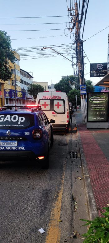 Guarda de Vitória recupera ambulância roubada após deixar paciente