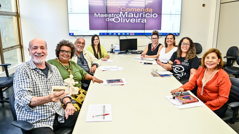 Comenda Maurício de Oliveira homenageia 12 personalidades culturais em 2024