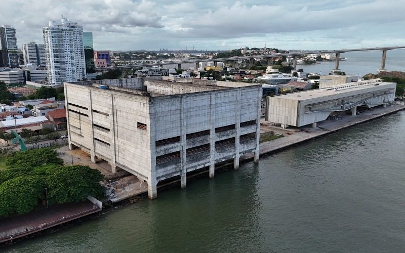 Tribunal de Contas visita as obras do Cais das Artes, com entrega prevista para 2026