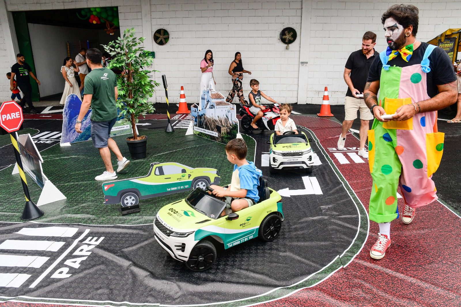 Eco 101 leva simulador de impacto e minipista para crianças para Camburi neste domingo (12)