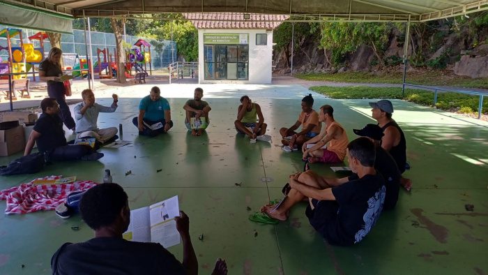 Saúde mental em foco: Abrigo 1 incentiva meditação como ferramenta de equilíbrio emocional